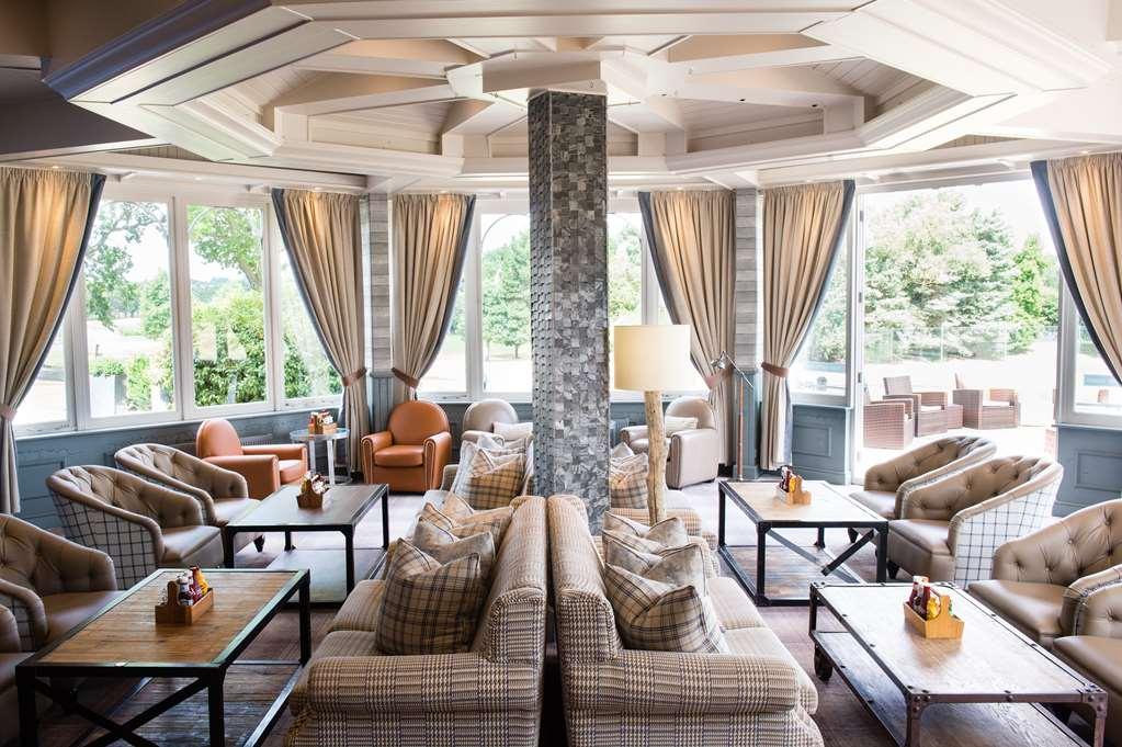 The Belfry Hotel & Resort Саттон-Колдфілд Ресторан фото